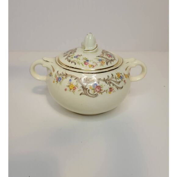 Vintage 1940's Taylor Smith Taylor Floral China Sugar Bowl with Handles and Lid - Picture 1 of 8